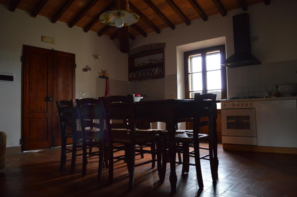 Agriturismo La Disperata Villa San Quirico d'Orcia Luaran gambar
